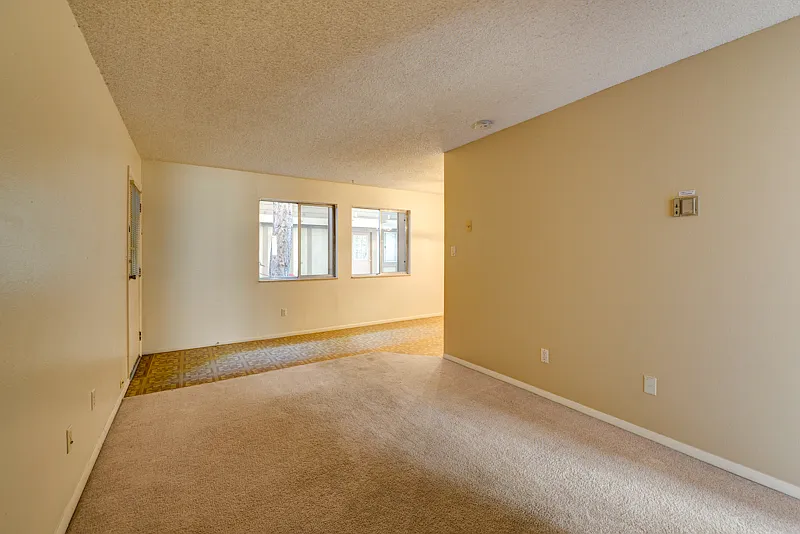 3393 Madison Ave W130 — Photo 4