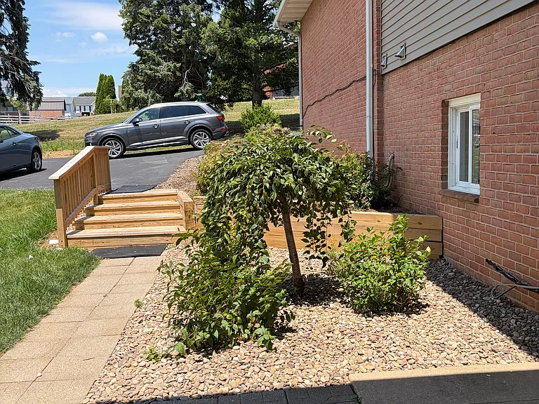 389 Mont Alto Rd #B — Photo 1