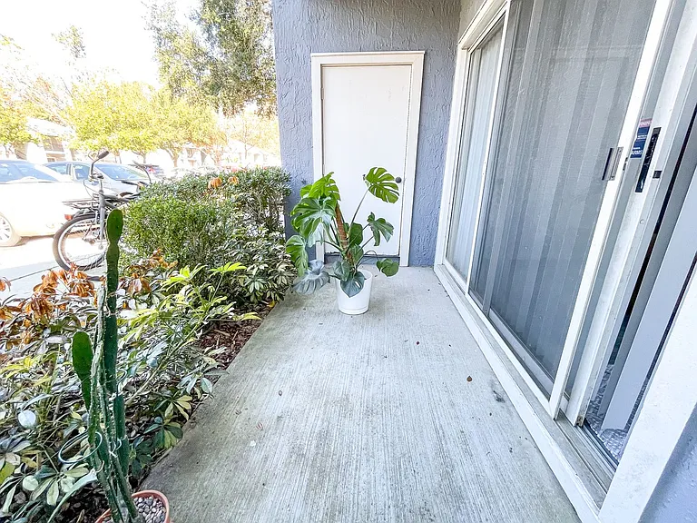 3705 SW 27th St #317 — Photo 30