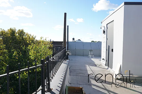Rented by Rennit Inc. | media 16