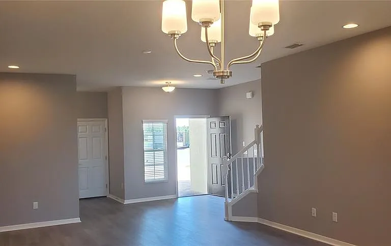 29821 Southwell Ln — Photo 4