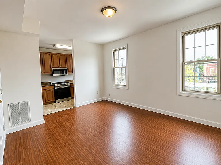 1111 Lamont St NW #203 — Photo 7