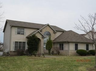8404 Eaton Dr, Sagamore Hills, OH