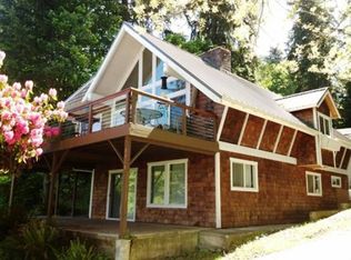 8819 SW 148th Pl, Vashon, WA 98070