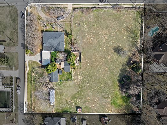 2nd image of 5804 Pleasant Run Rd