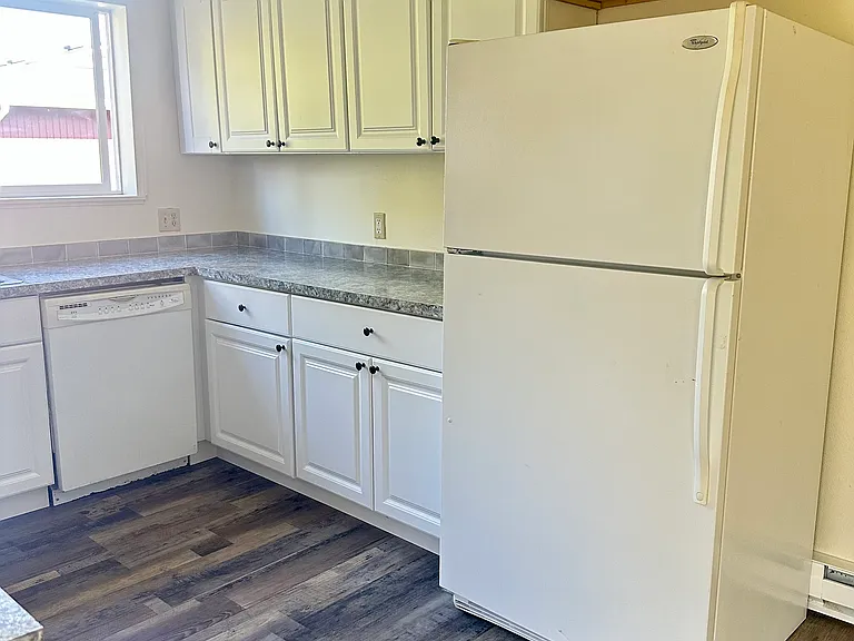 530 Front St #2 — Photo 2