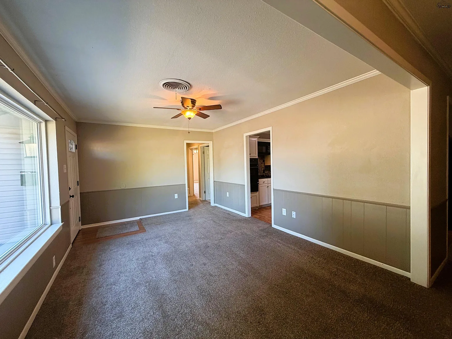 3 bed, 3.0 bath, 2115 sqft, $1,700 — Photo 4
