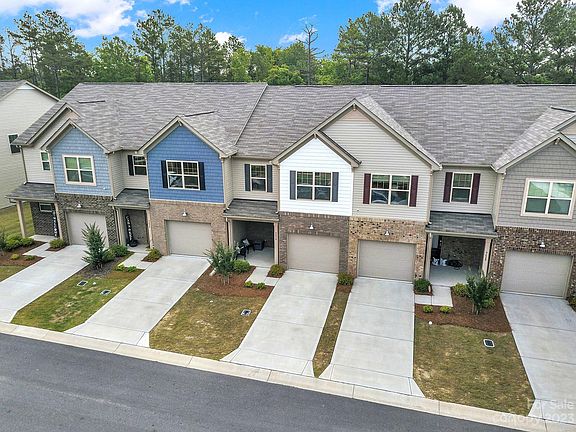 4th image of 9430 Avery Lilac Ln