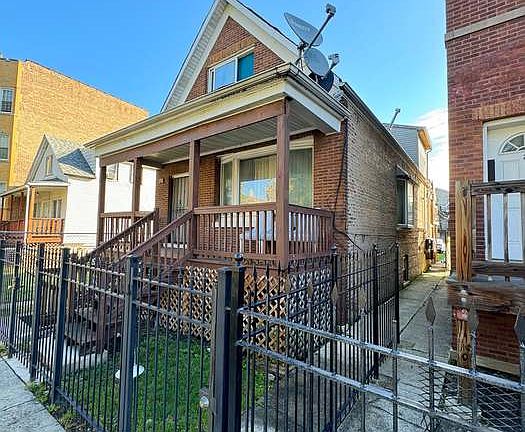 5th image of 1249 S Kolin Ave #1