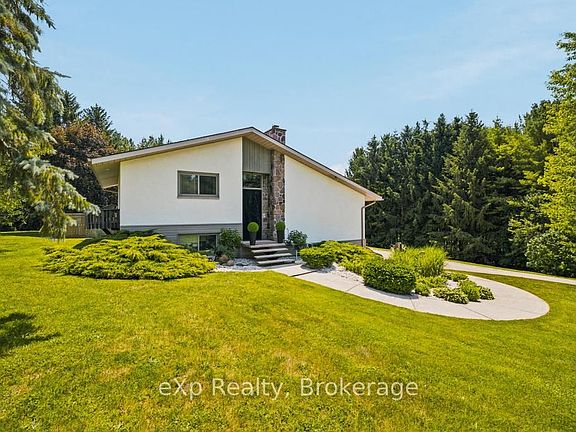 2nd image of 40481 Howick Turnberry Rd