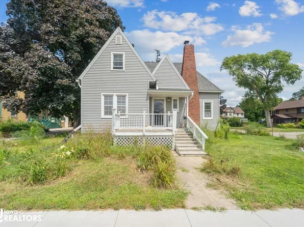 1102 11th Ave, Eldora, IA 50627