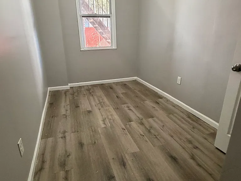 352 Broadway #1F — Photo 8