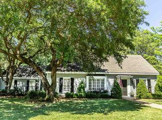 2332 Twin Lakes Cir, Jackson, MS 39211