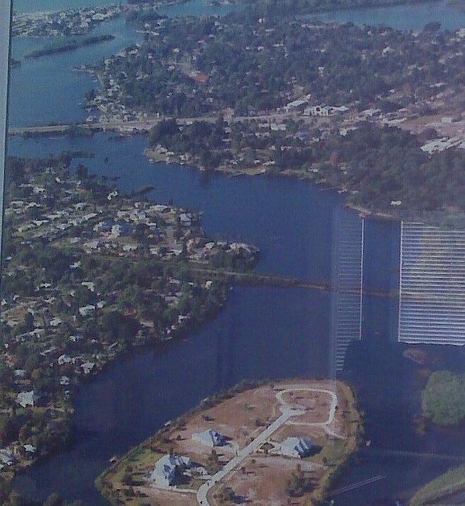 1st image of 890 Hillcrest Dr