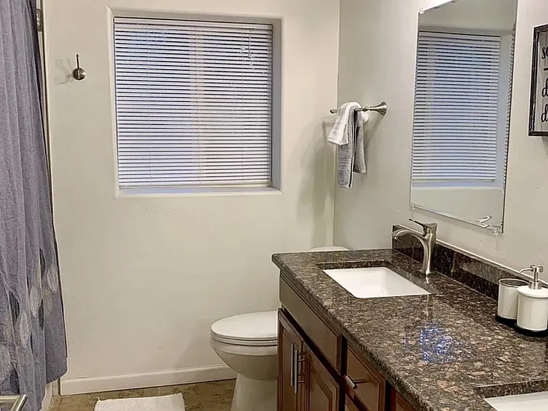 2501 E Mabel St — Photo 18