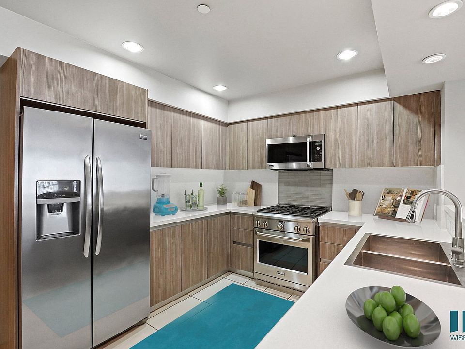 Full-Size Kitchen with Energy-Efficient Appliances