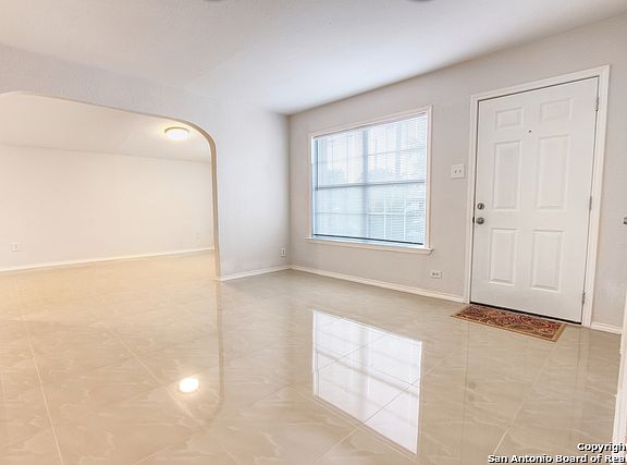 5th image of 126 Twilight Terrace St