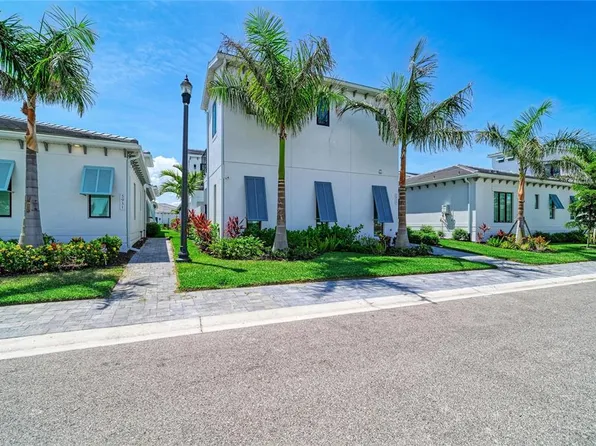 5935 Cat Claw Ln, Bradenton, FL 34210