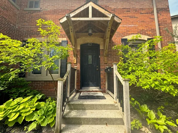 82 Owen St, Barrie, ON L4M 3H5