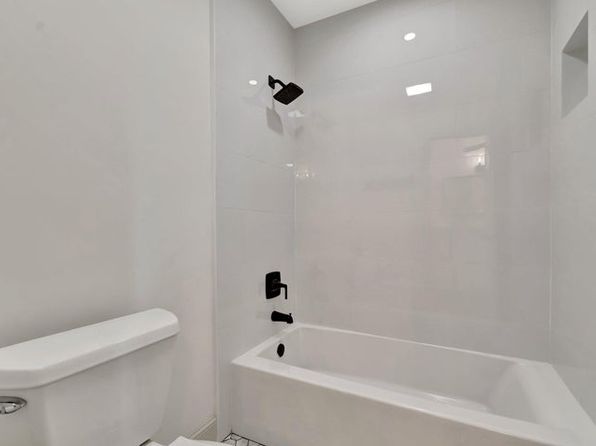 1140 Mahogany Way APT 204