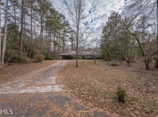 8315 Hewlett Rd, Sandy Springs, GA 30350