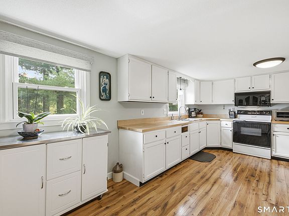 5th image of 235 Westchester Road