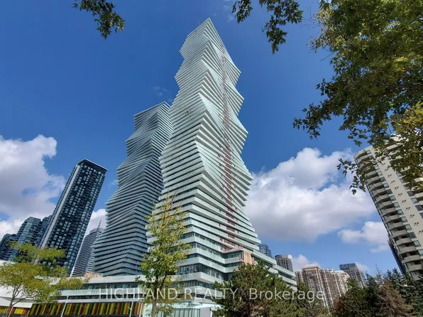 3883 Quartz Rd #2403, Mississauga, ON L5B 0M4