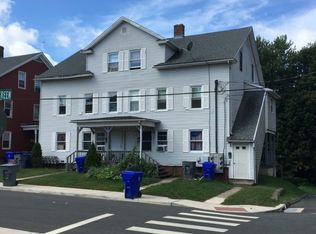 8 Cottage Grn #A, Enfield, CT 06082