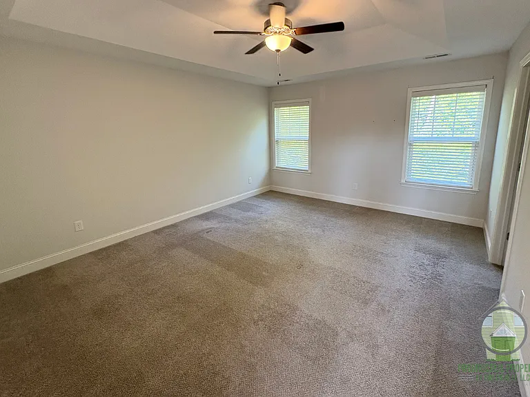 400 Ansel Woods Ln — Photo 8