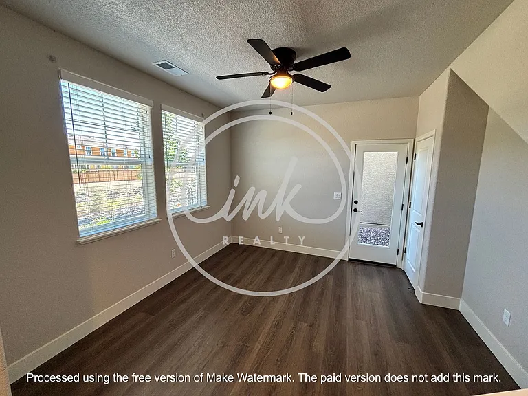 306 Cattail Cir — Photo 7