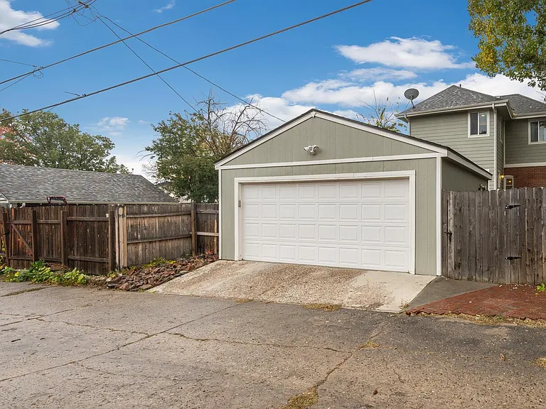 2941 W Denver Pl — Photo 18