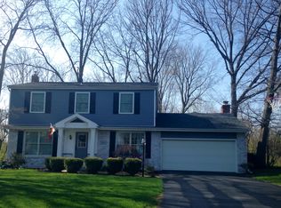 7625 Gillcrest Rd, Sylvania, OH 43560