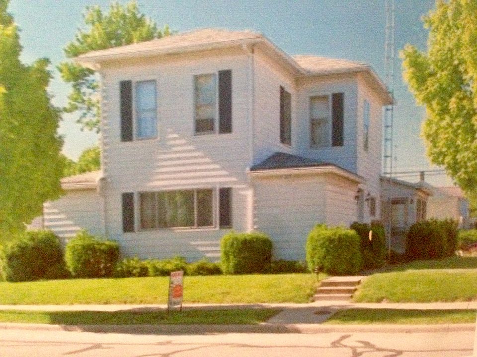 1st image of 207 W South St