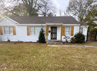 1331 Colonial Rd, Memphis, TN 38117