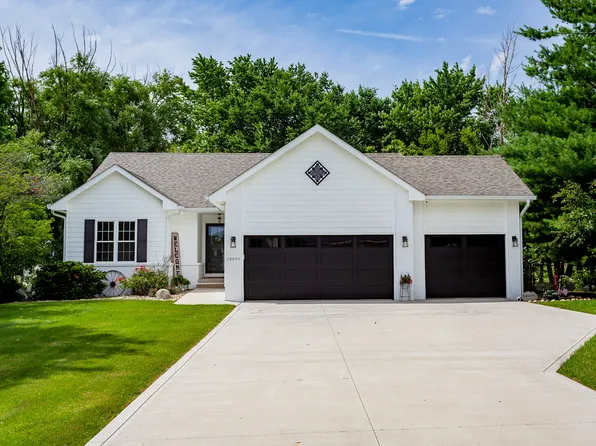 12070 NW 114th Ln, Granger, IA 50109