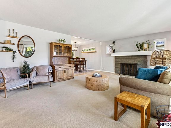 3rd image of 736 Leawood Dr