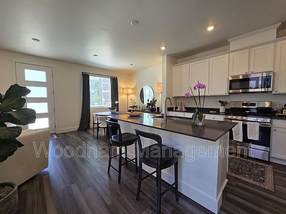 3rd image of 4819 Harvest Pkwy