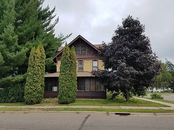 Side yard Screened in Porch