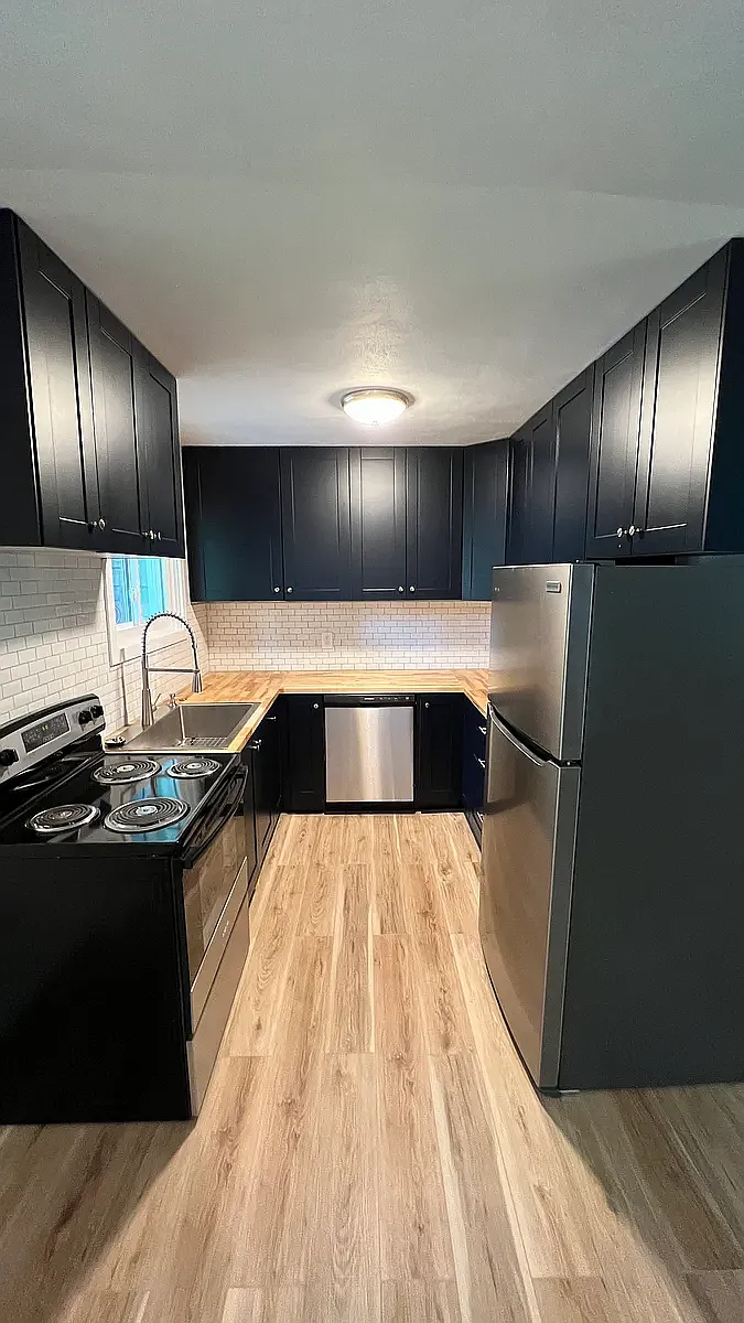 Building Photo - 10 Golfview Dr #B