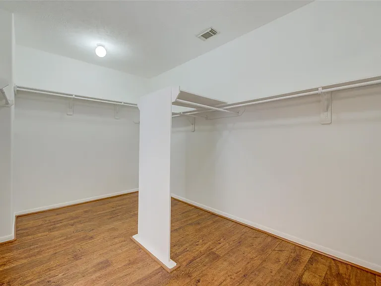 16464 Beewood Glen Dr — Photo 27