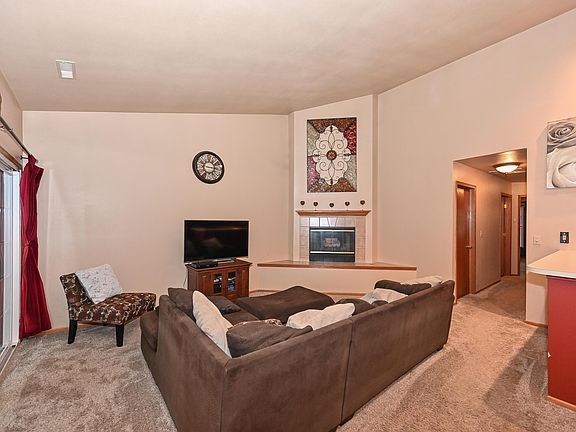 3rd image of 9255 W Forest Home Ave