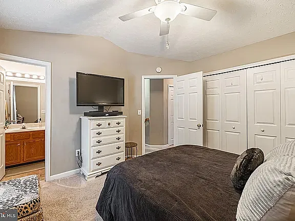 3 bed, 1494 sqft, $2,600 — Photo 2