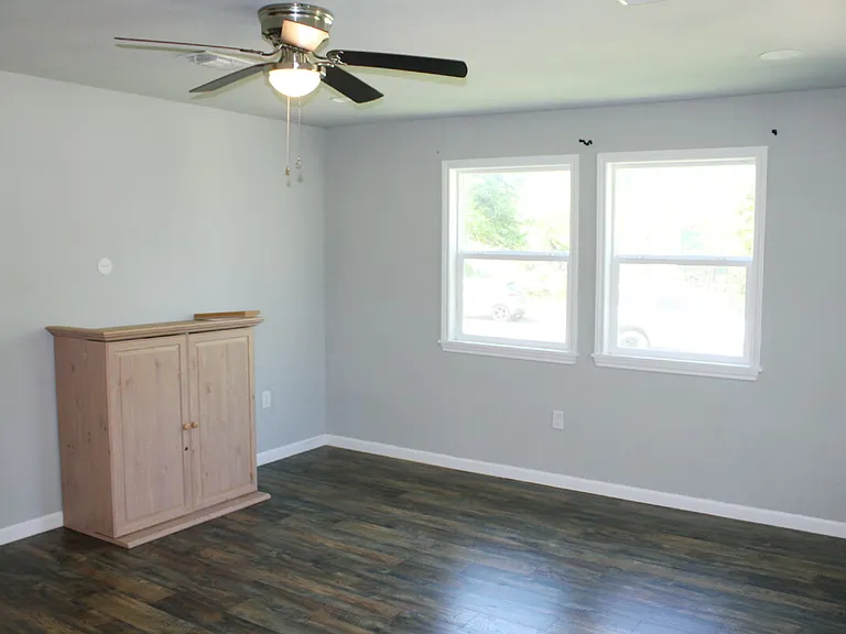 5205 Gordon Ave — Photo 4