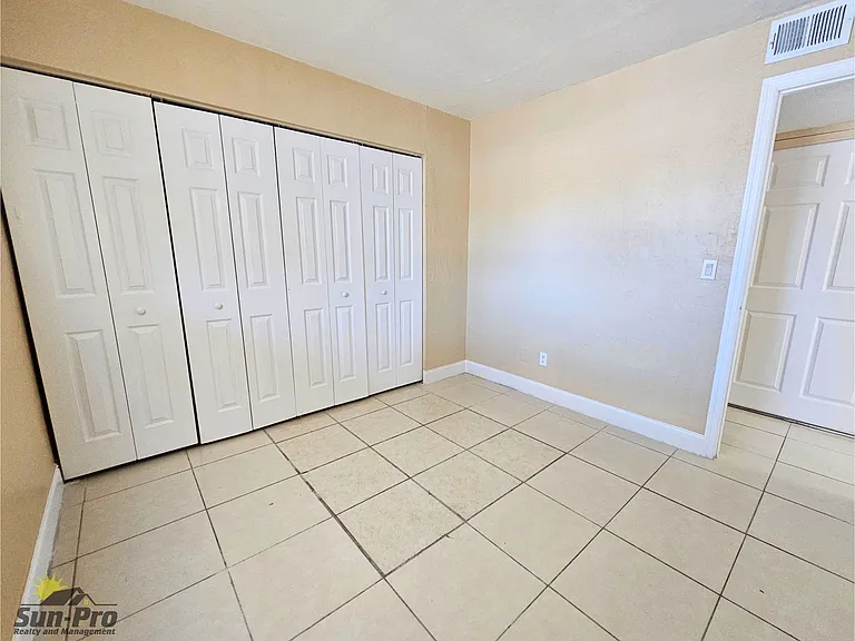 900 S Peninsula Dr #112 — Photo 15