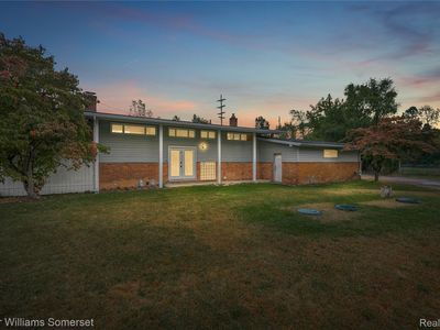 1700 Big Trail Rd, Commerce Township, MI, 48390