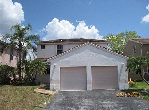 1st image of 1931 NW 184th Ter