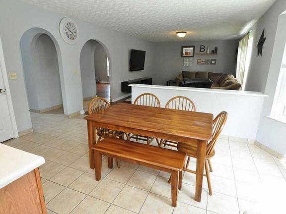 5th image of 4157 Demorest Cove Ct