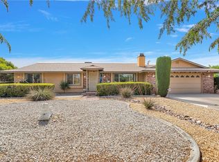 11350 Pagosi Rd, Apple Valley, CA 92308