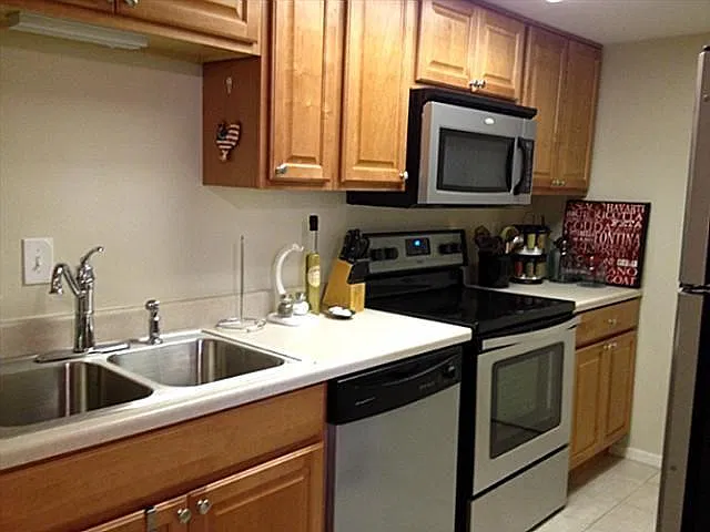 1 bed, 625 sqft, $1,100 — Photo 3