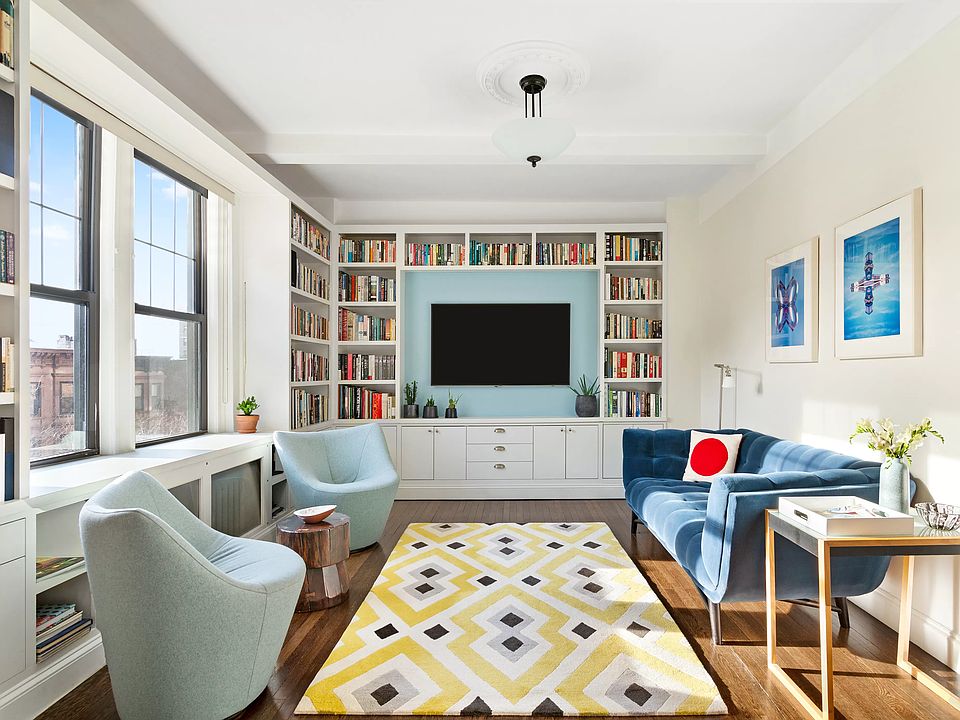 1st image of 47 Plaza St W APT 4B